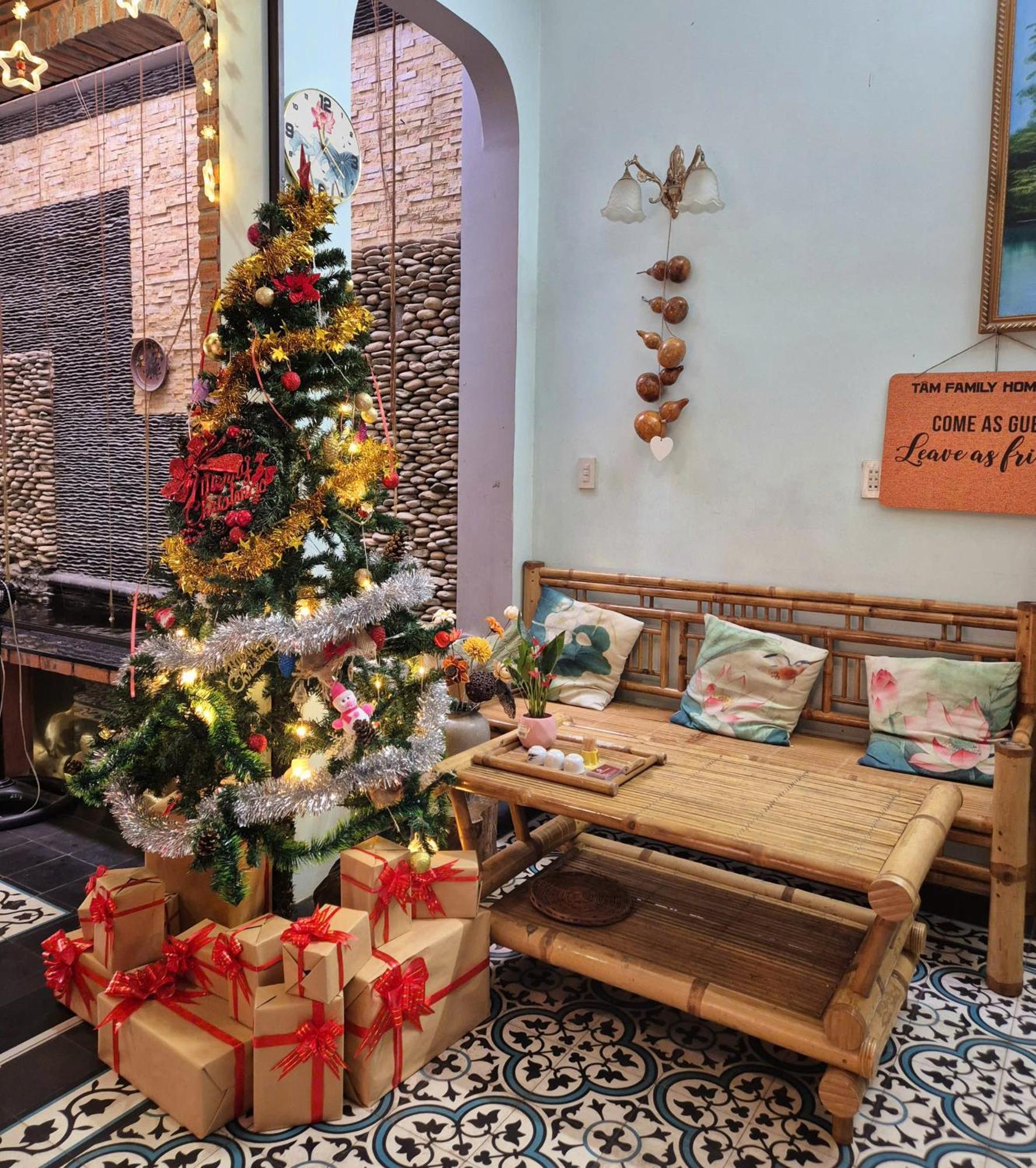 Tam Family Homestay-เว้ ภายนอก รูปภาพ